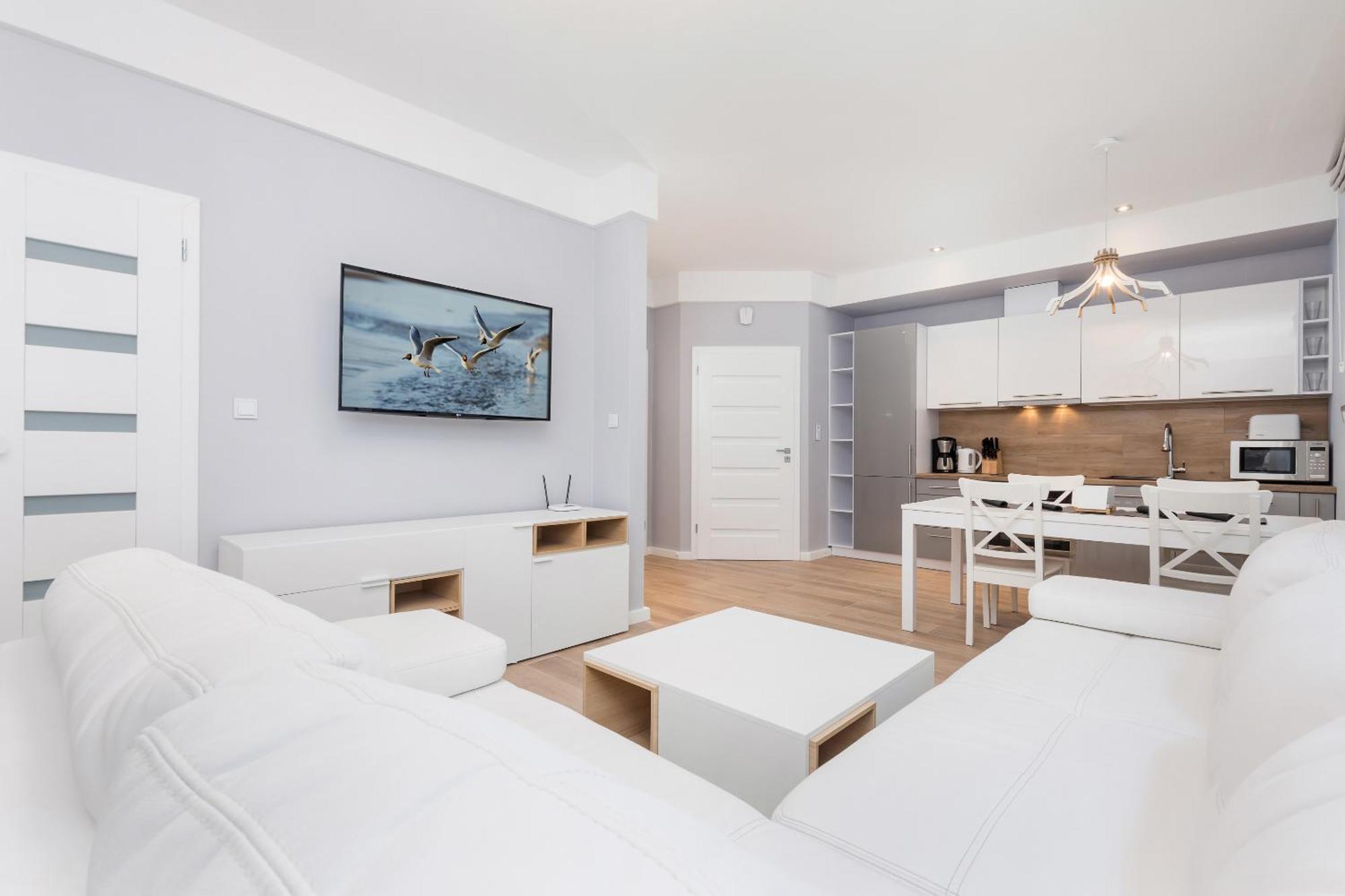 Underground Apartment In A Lux Holiday House Posejdon By Renters Prestige Колцево Екстериор снимка
